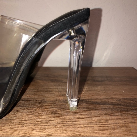 𝅺REVOL clear super high glass heels size 9 - Picture 2 of 4